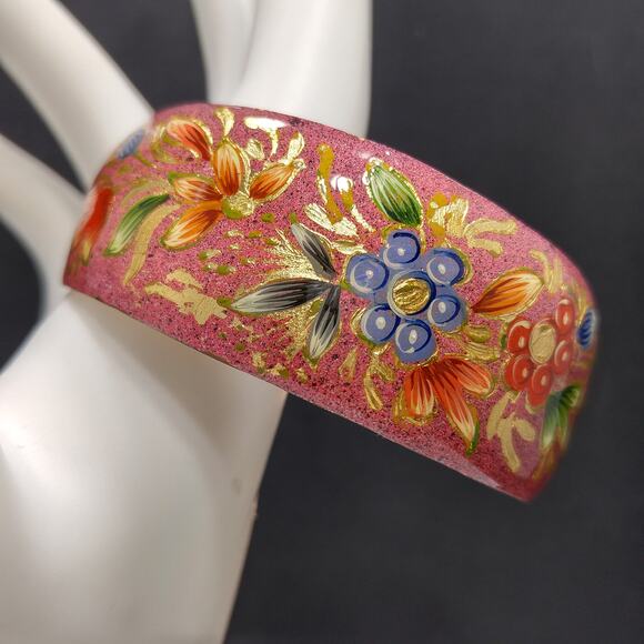 Vintage Floral Enamel Over Copper Cuff Bracelet , Floral Design Gold Trim, 1960 - Picture 3 of 10